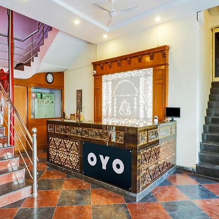 Super Collection O 77115 Vaishnavi Palace Hyderabad Esterno foto