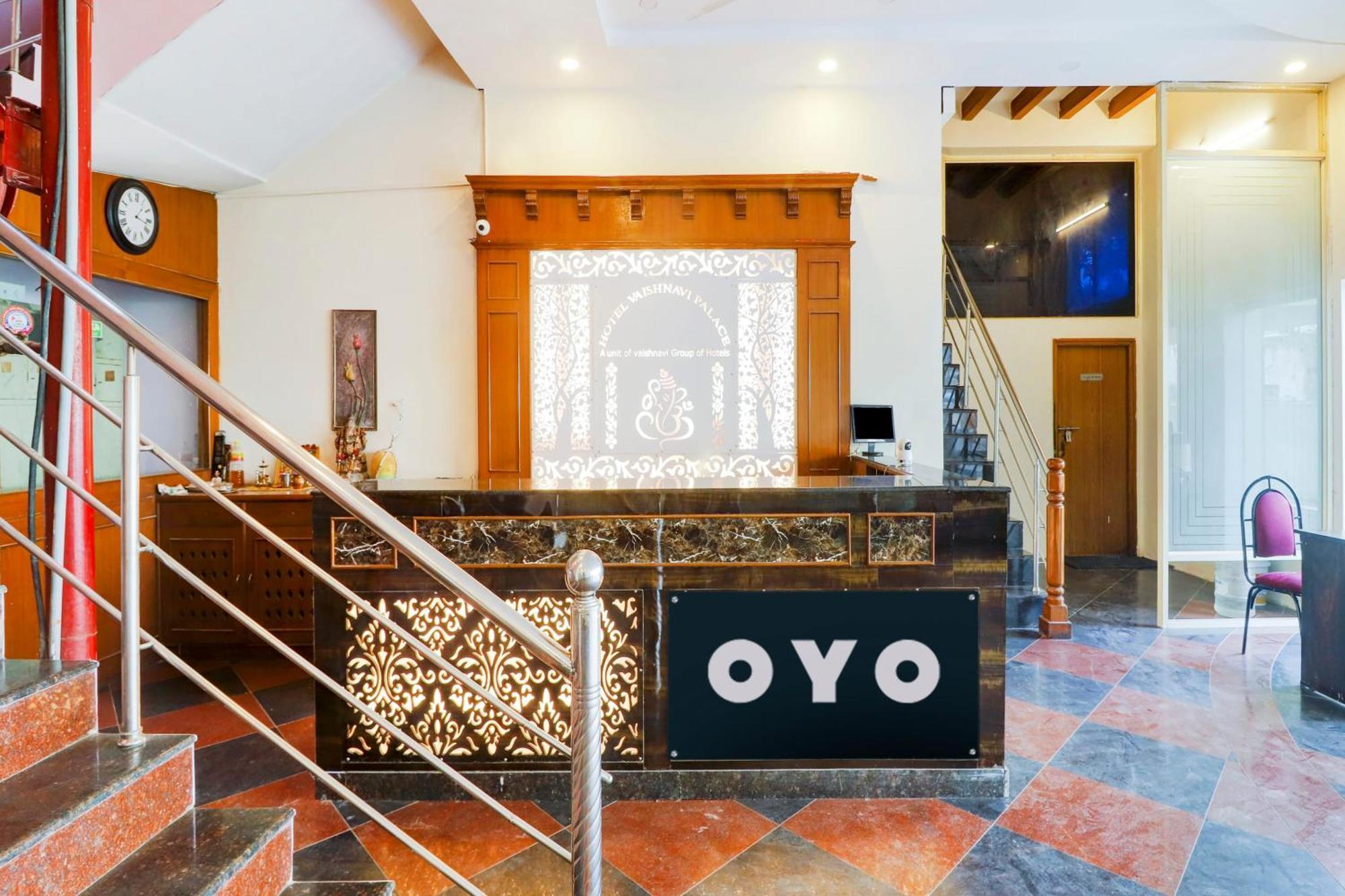 Super Collection O 77115 Vaishnavi Palace Hyderabad Esterno foto