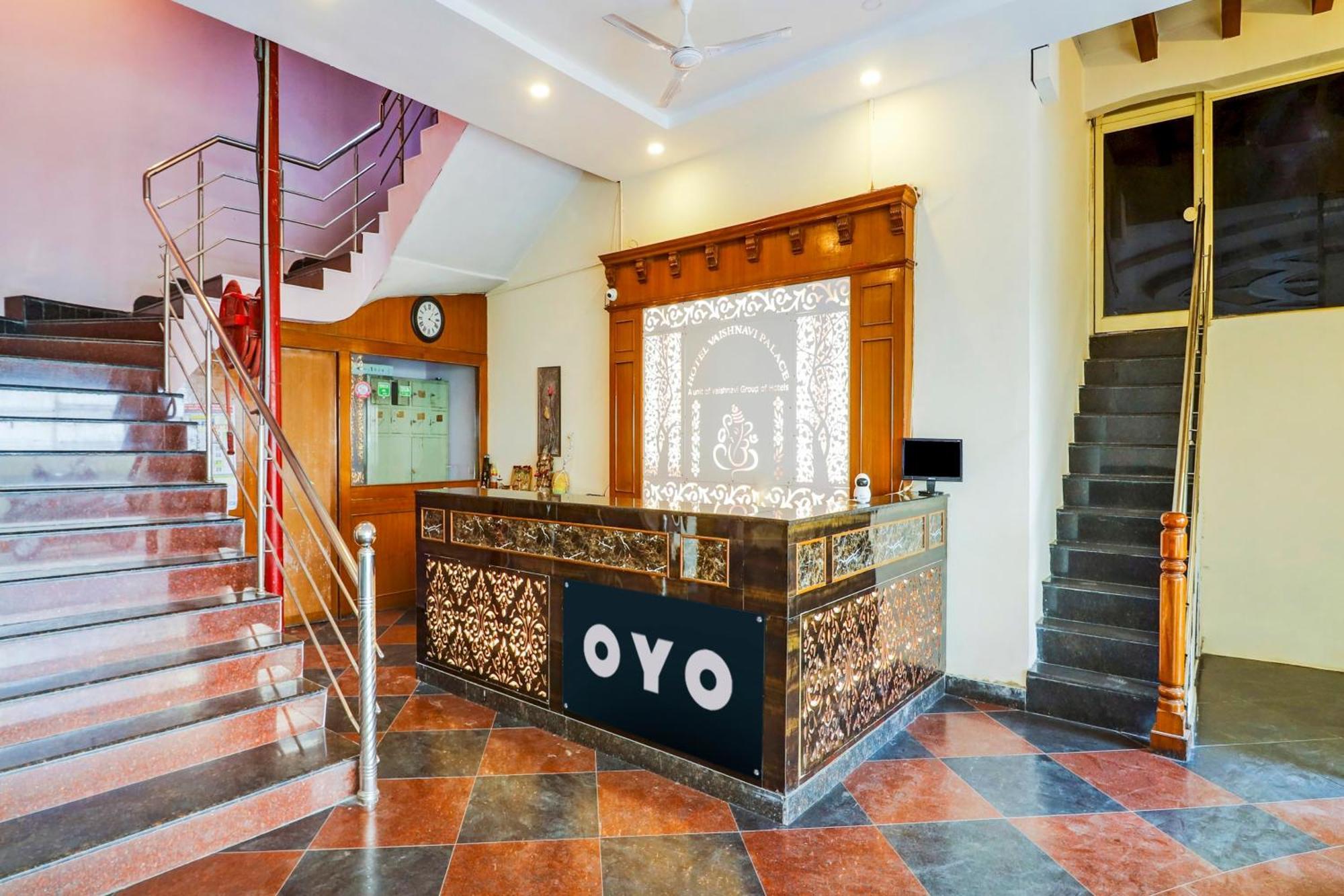 Super Collection O 77115 Vaishnavi Palace Hyderabad Esterno foto